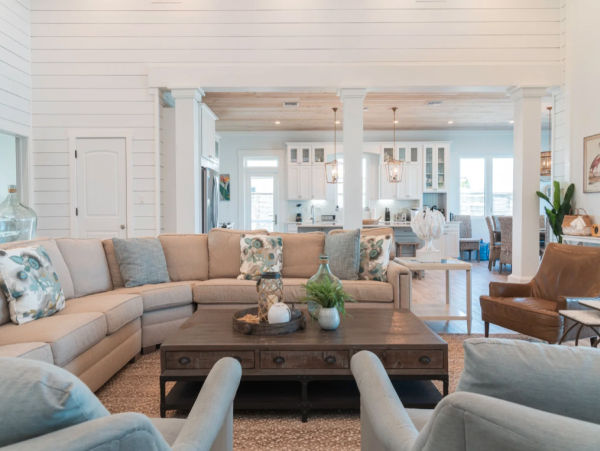 Luxurious Beachfront Villa in Little Exuma - 4-Bedroom Getaway